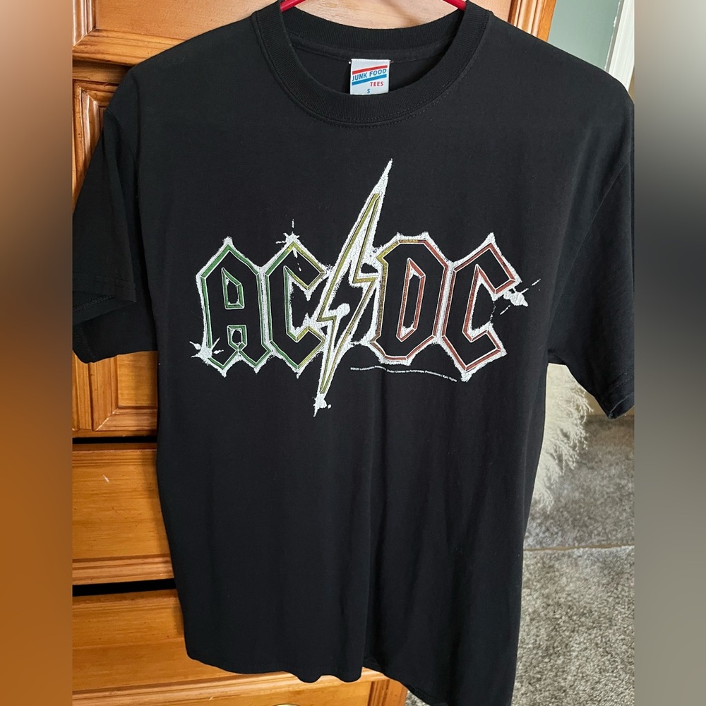 Black Band Tee by Junk Food. Size Small